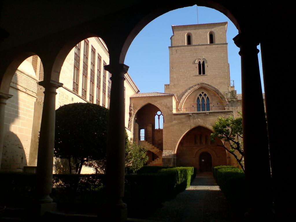 Parador De Alcaniz Exterior foto