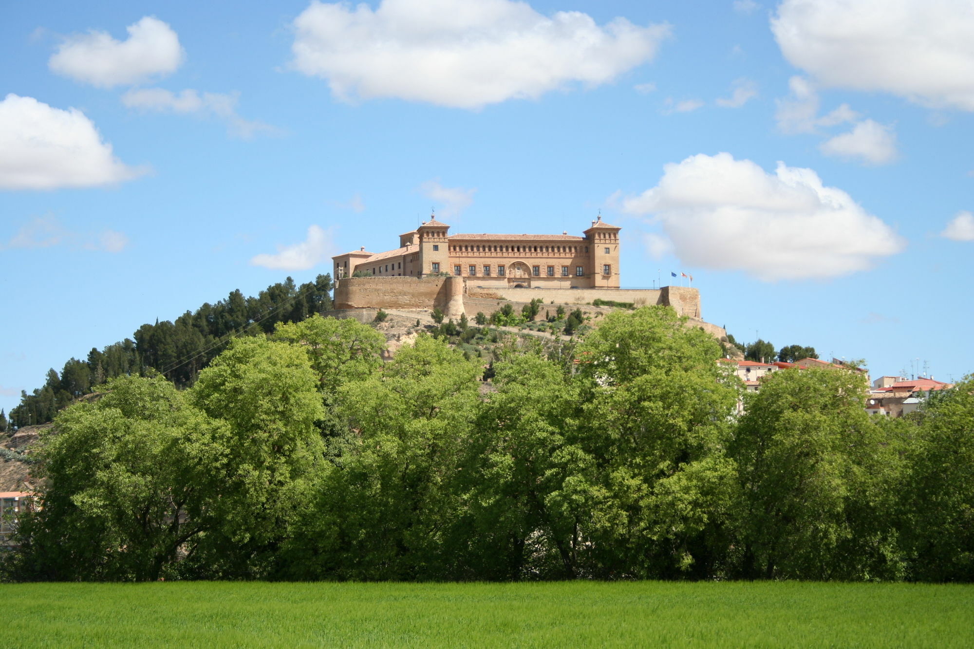 Parador De Alcaniz Exterior foto